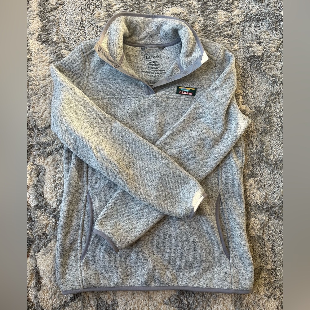 LL Bean Women’s Gray Sweater Fleece Pullover - Size XS
